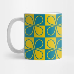 Bearberry Checkerboard (Blue) Mug